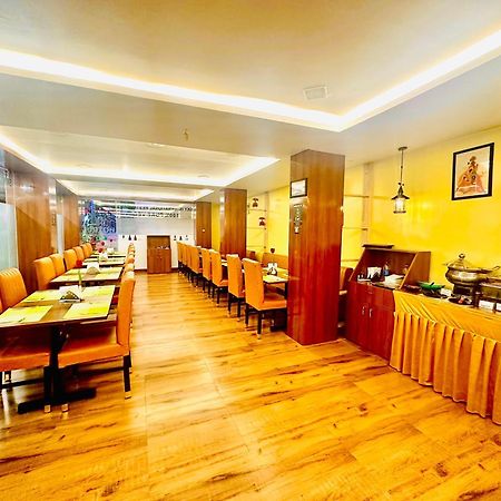 Hotel Sky International- Airport Zone Hyderabad Shamshabad Luaran gambar