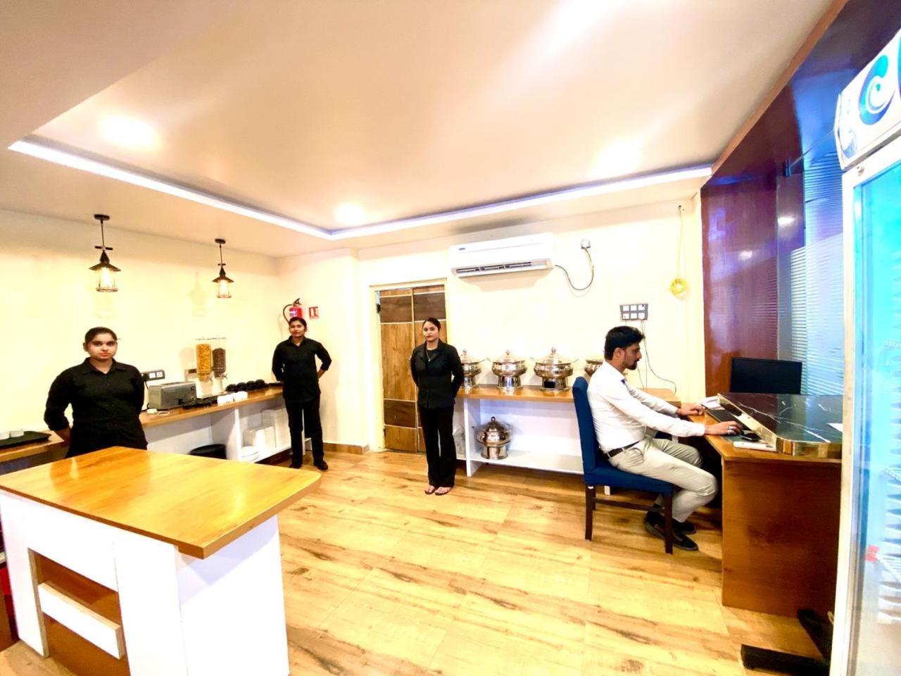 Hotel Sky International- Airport Zone Hyderabad Shamshabad Luaran gambar