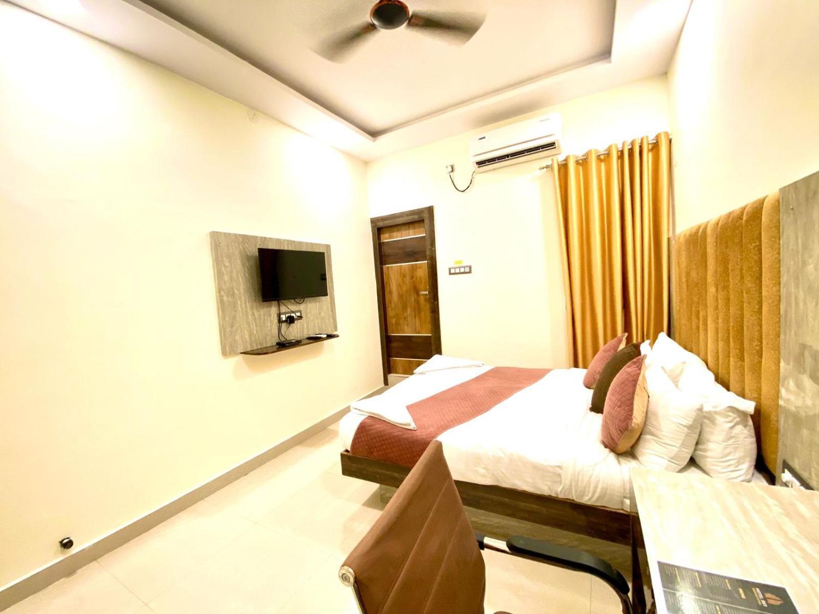 Hotel Sky International- Airport Zone Hyderabad Shamshabad Luaran gambar